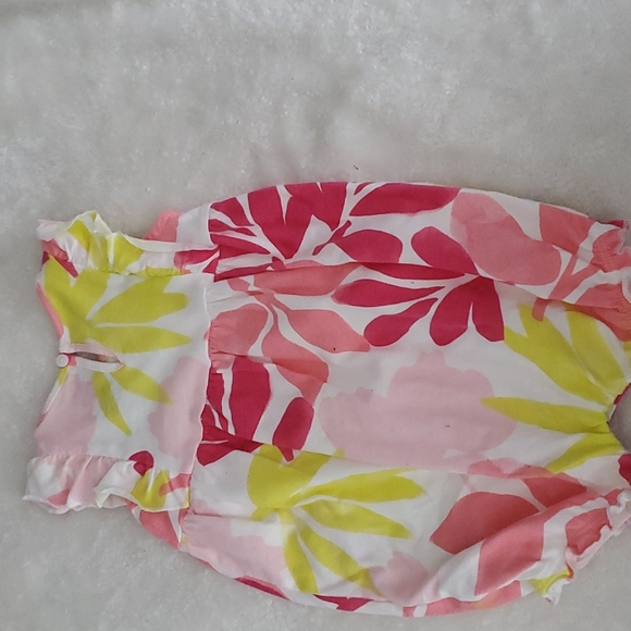 2 one piece infant girl jumpers by Carter's - Picture 6 of 6